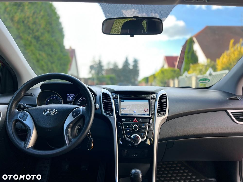 Hyundai i30 i30cw 1.4 Intro Edition - 24