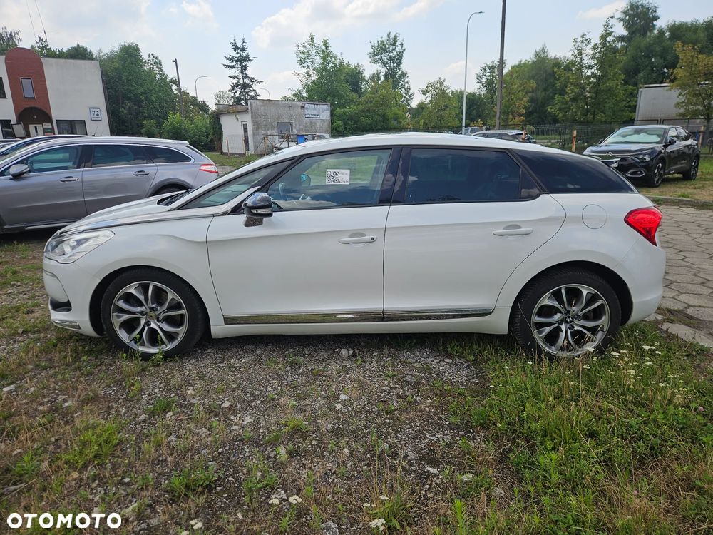 DS Automobiles DS 5 - 6