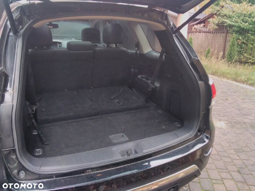 Nissan Pathfinder - 5