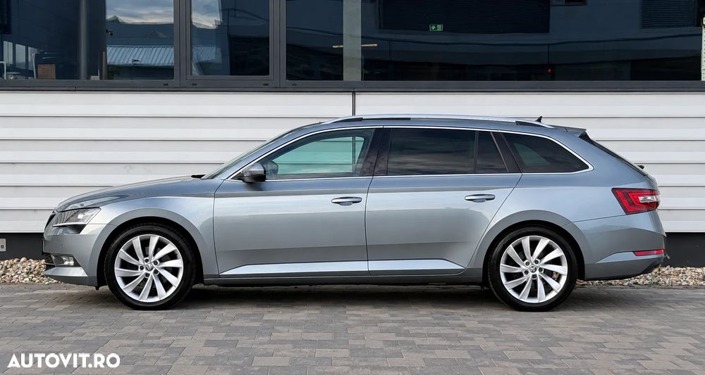 Skoda Superb 2.0 TDI DSG Style - 11