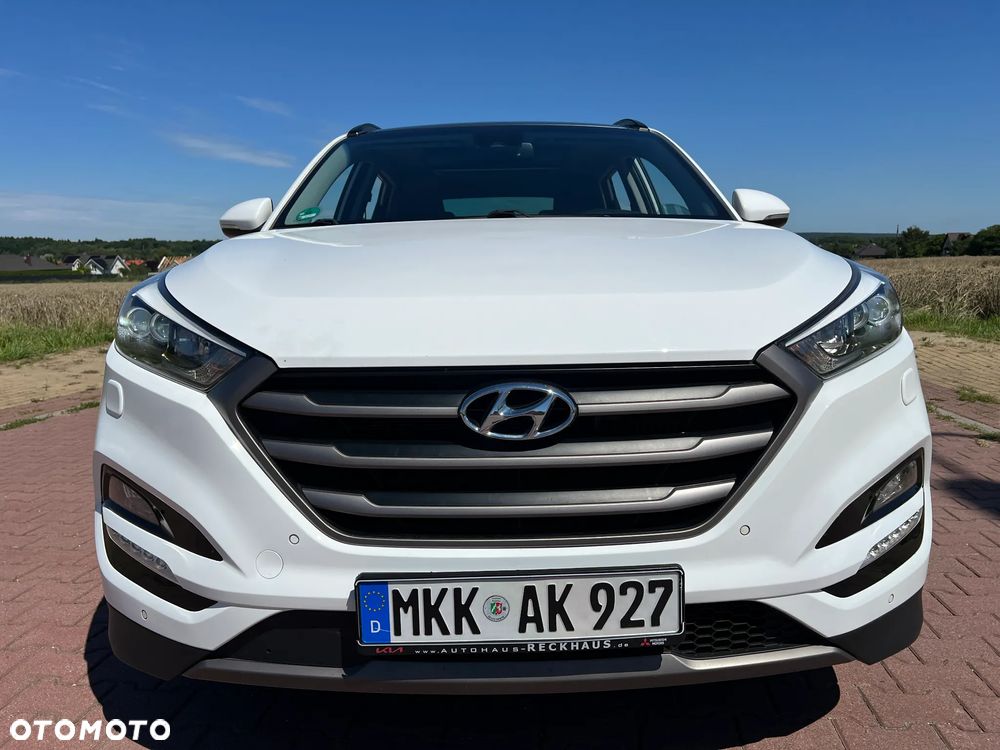 Hyundai Tucson 2.0 CRDi 4WD Automatik 25 Jahre - 3