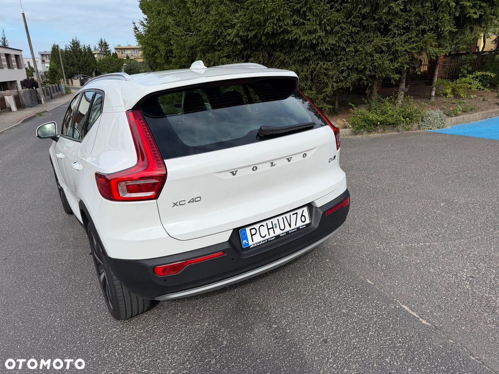 Volvo XC 40 D4 AWD Geartronic Momentum - 7