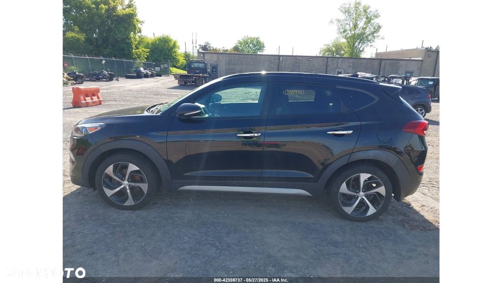 Hyundai Tucson - 9