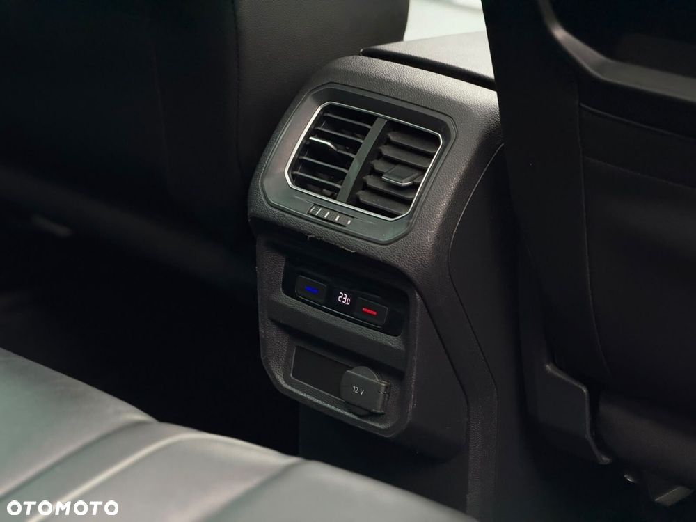 Volkswagen Tiguan - 24