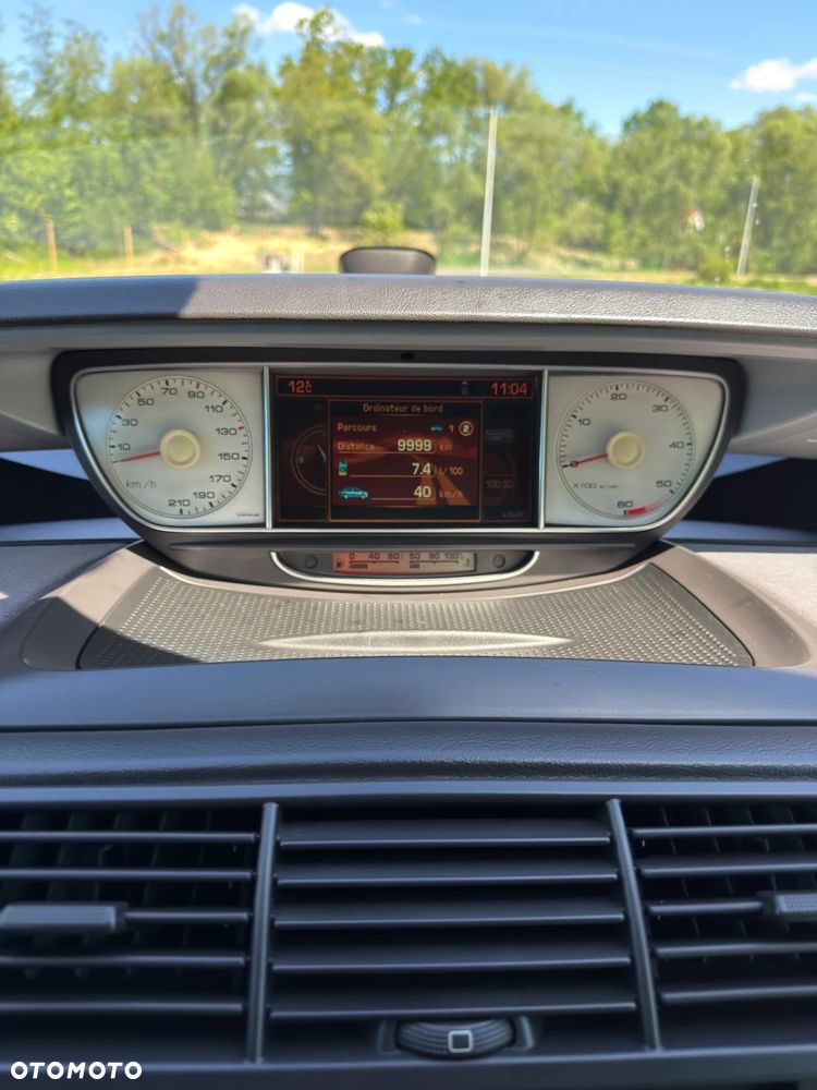 Citroën C8 2.0 HDi Exclusive - 25