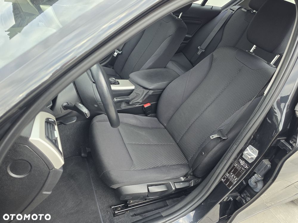 BMW Seria 1 116d DPF - 13