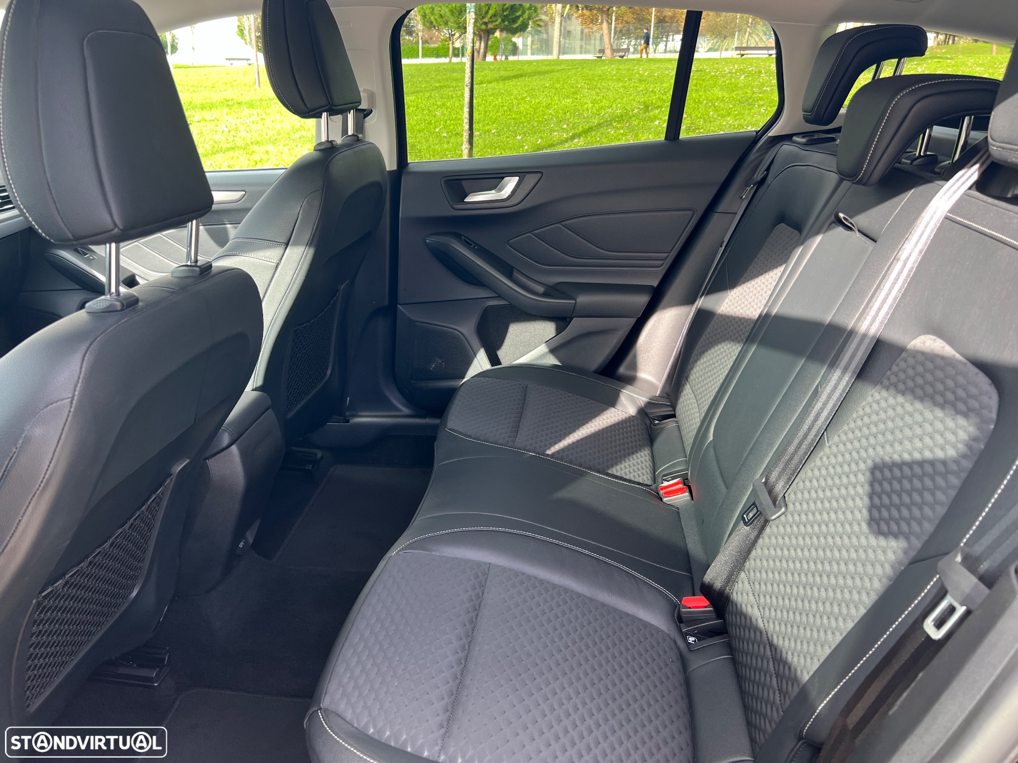 Ford Focus SW 1.5 TDCi EcoBlue Titanium - 13