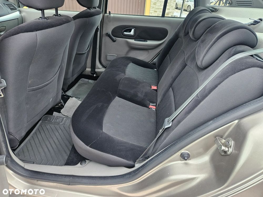 Renault Thalia 1.2 16V Authentique Euro5 - 8