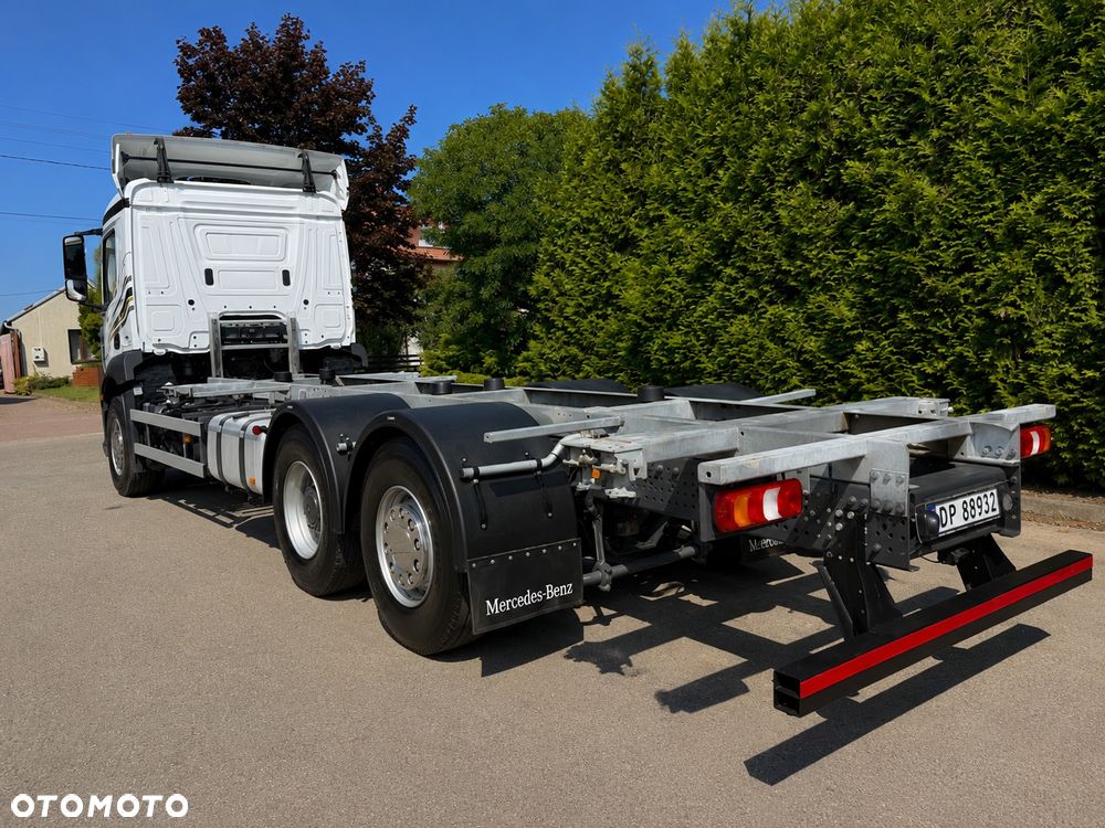 Mercedes-Benz ANTOS / 2535 / STAN IDEALNY ** NISKI PRZEBIEG 73.405 km **/ ACC / E 6 / MP 5 / BDF 7.15 , 7.45 M/ RAMA/ / DMC 27T / LED /OŚ SKRETNA / - 10