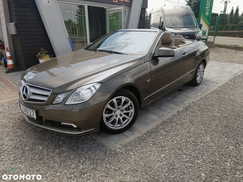 Mercedes-Benz Klasa E 200 CGI BlueEFFICIENCY Automatik Avantgarde - 2