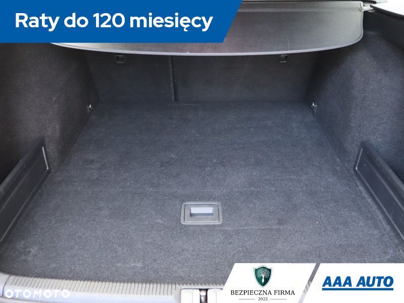 Volkswagen Passat - 15