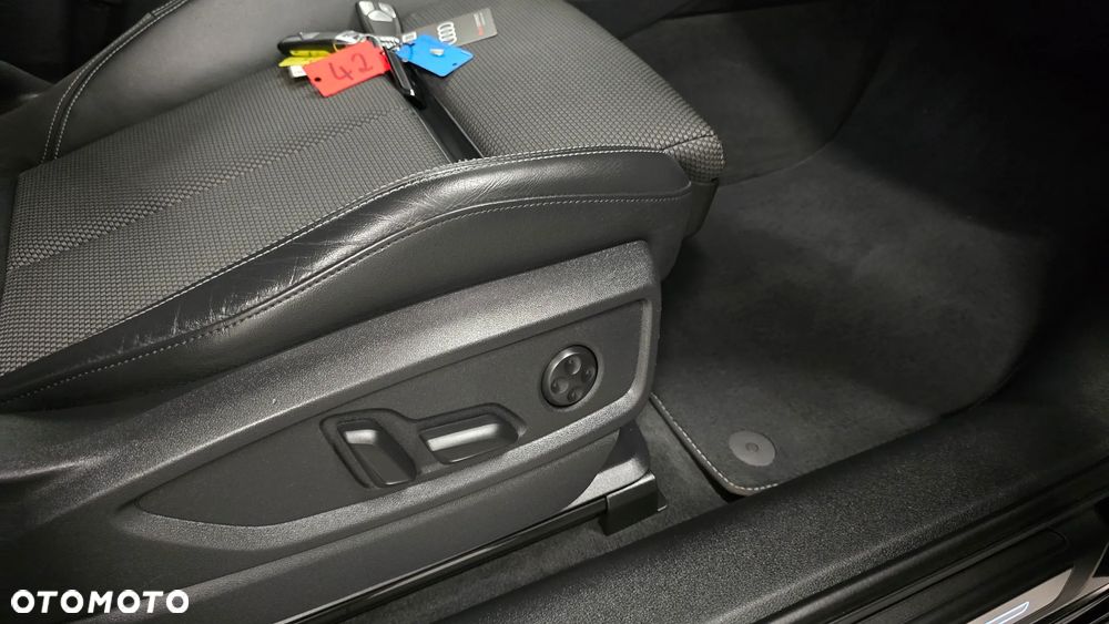 Audi Q5 TDI quattro 150 kW S tronic edition one mythosschwarz - 24