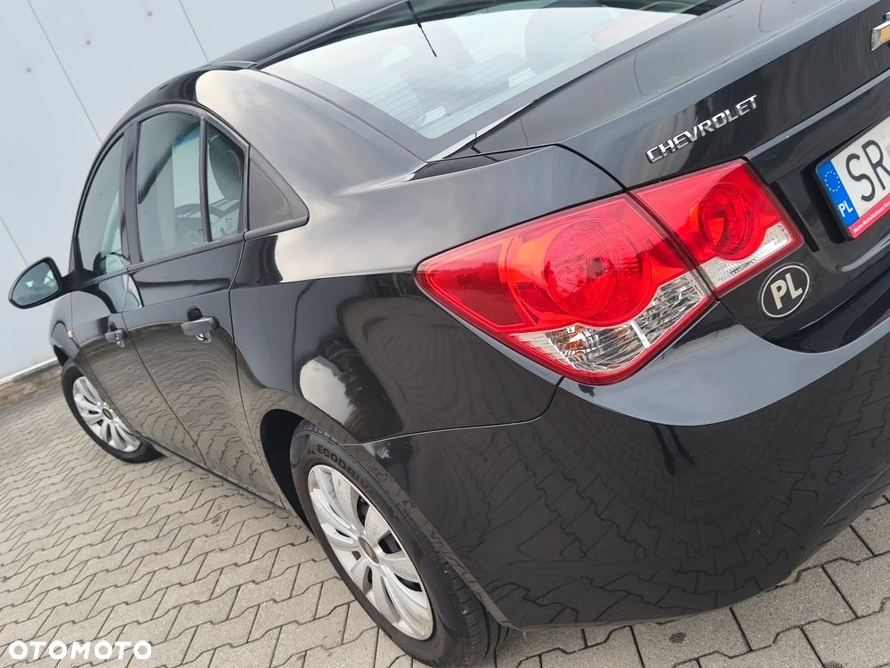 Chevrolet Cruze - 27