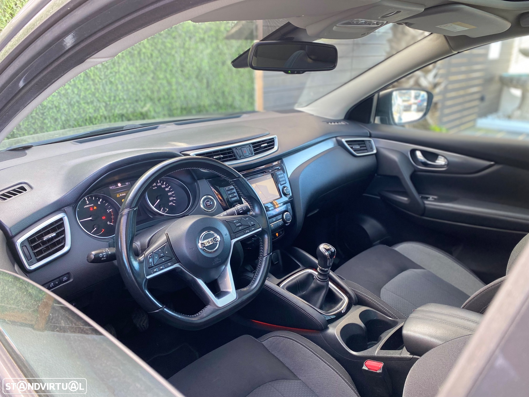 Nissan Qashqai 1.5 dCi N-Connecta - 19
