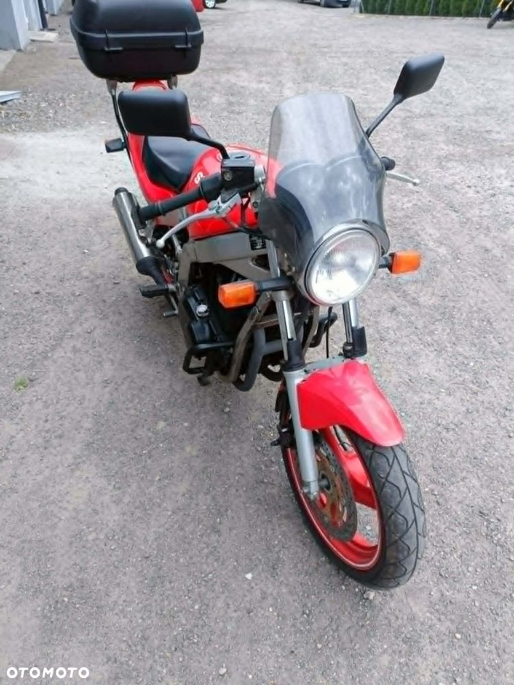 Suzuki GS - 4