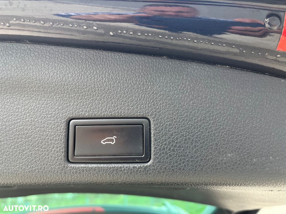 Volkswagen Sharan 2.0 TDI DPF BlueMotion Comfortline - 16