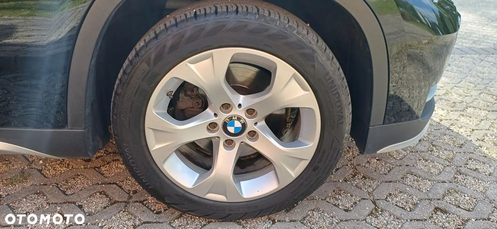 BMW X1 sDrive18d - 14