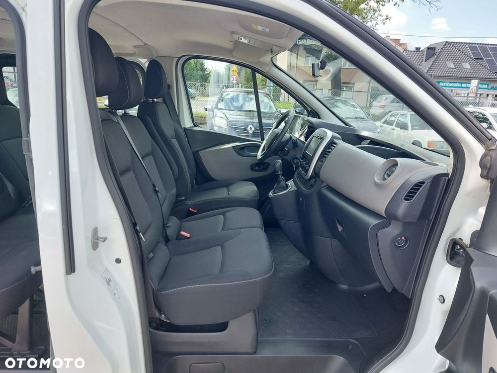 Renault Trafic - 14
