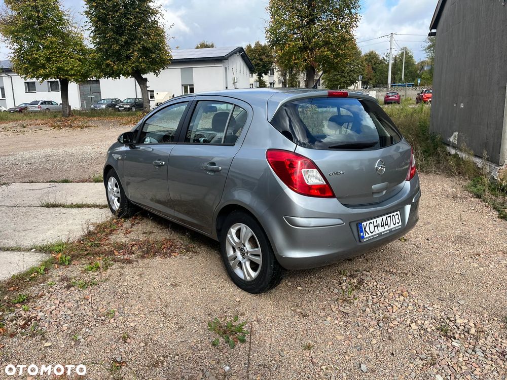 Opel Corsa 1.2 16V Enjoy - 4