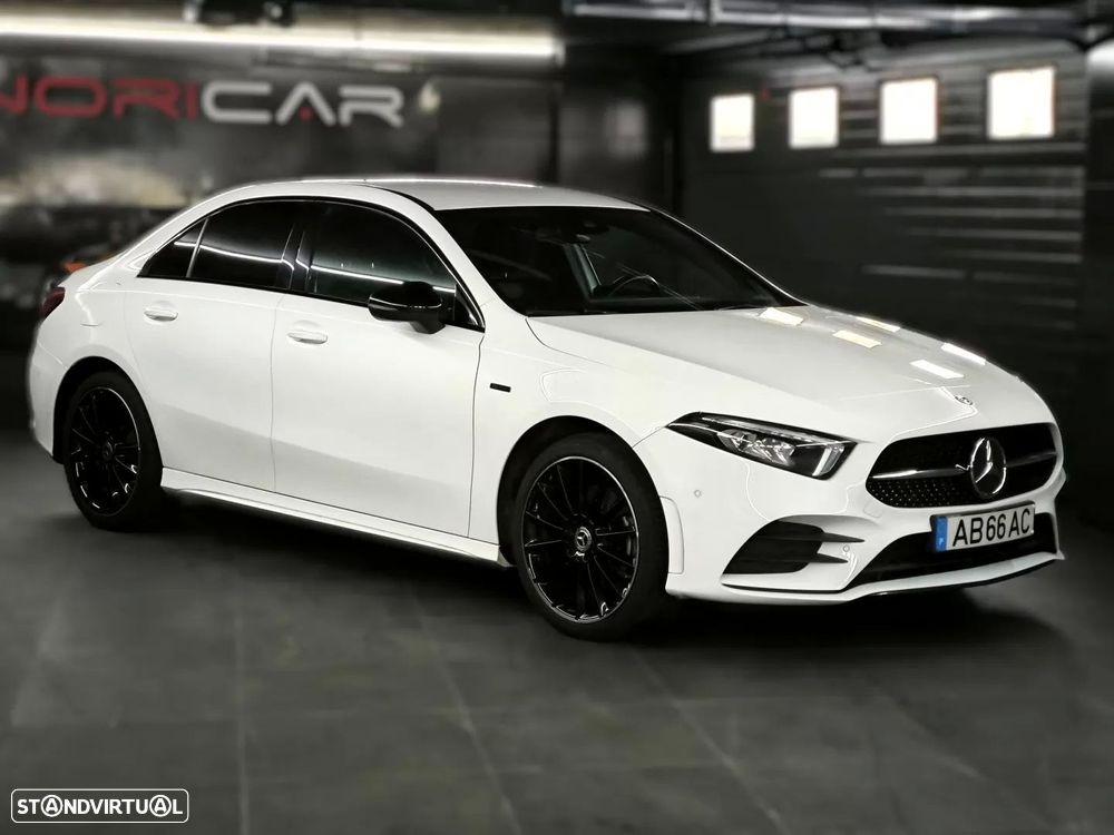 Mercedes-Benz A 250 Limousine e AMG Line - 33