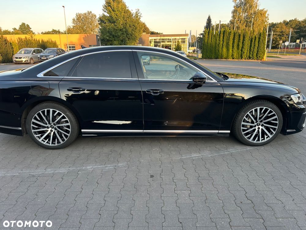 Audi A8 - 24