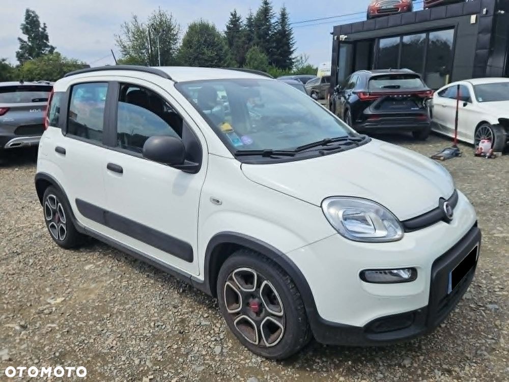 Fiat Panda 1.0 Hybrid City Cross - 1