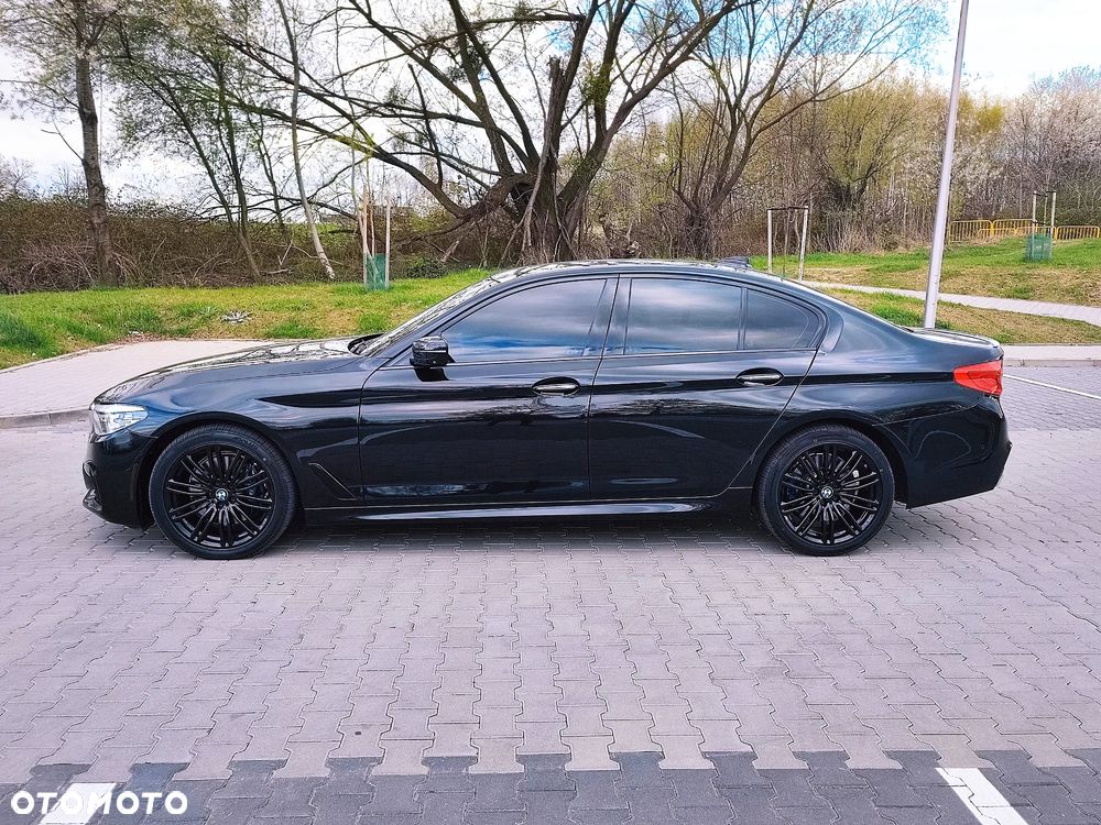 BMW Seria 5 530i xDrive M Sport Edition - 4