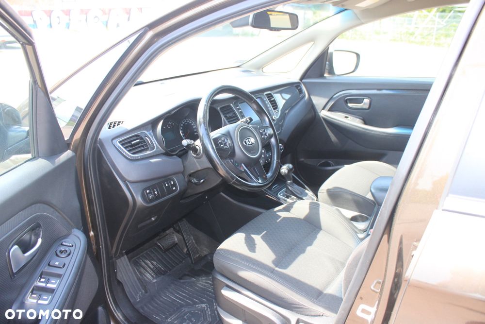 Kia Carens 1.7 CRDi L 7os 7DCT - 11