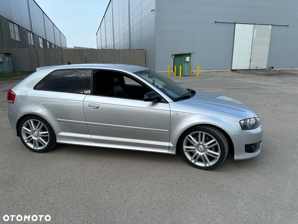 Audi S3 2.0T FSI Quattro - 3