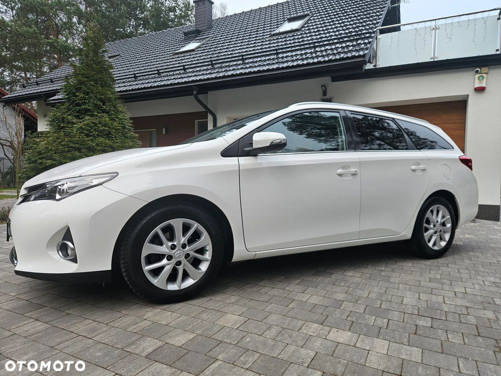 Toyota Auris - 14