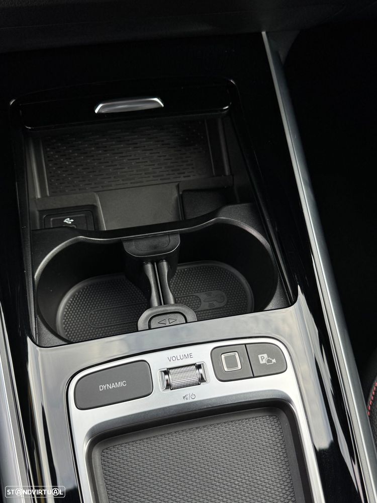 Mercedes-Benz GLA 250 e 8G-DCT AMG Line Advanced Plus - 42