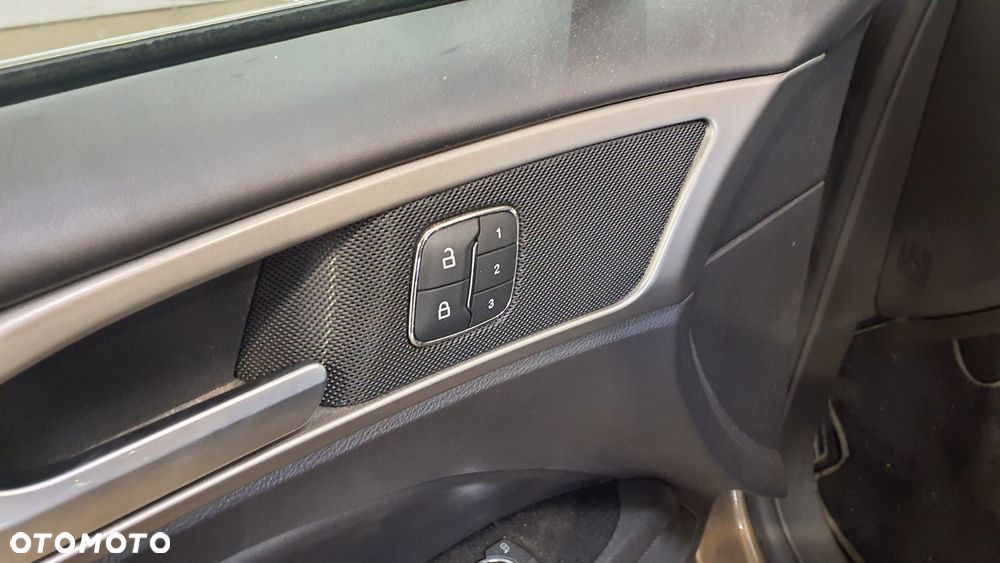 Ford Mondeo Vignale 2.0 TDCi 4WD PowerShift - 21