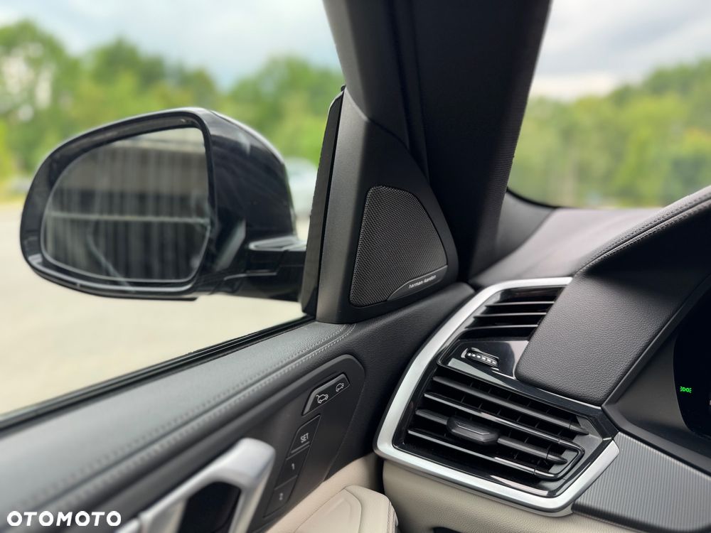 BMW X6 - 18