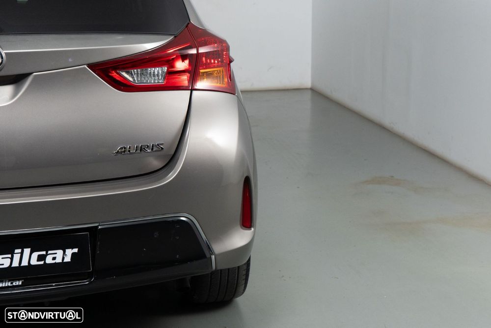 Toyota Auris - 11