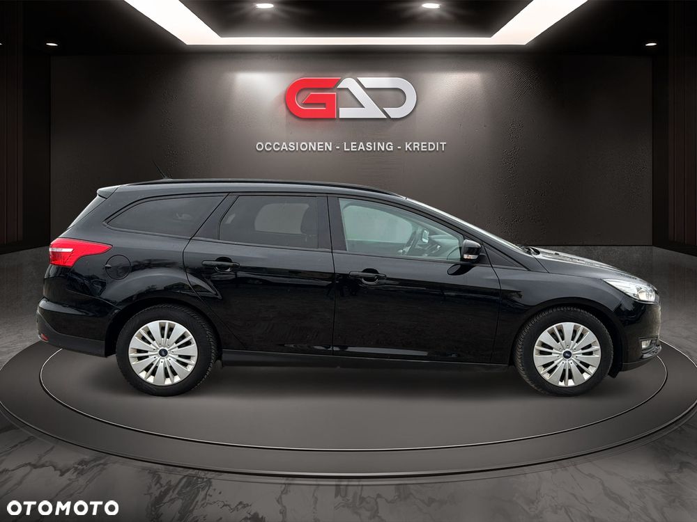 Ford Focus 1.0 EcoBoost Titanium - 5