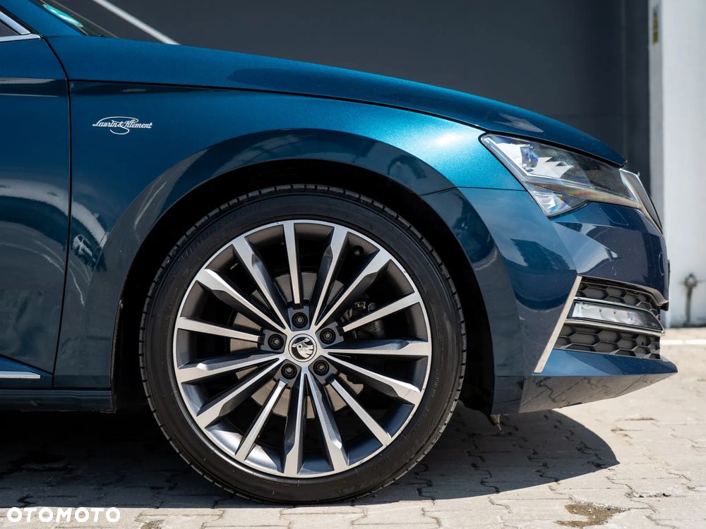 Skoda Superb 2.0 TDI 4x4 DSG L&K - 9