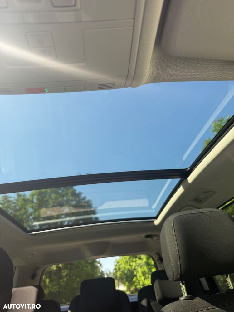 Volkswagen Touran 1.5 TSI DSG Highline - 6