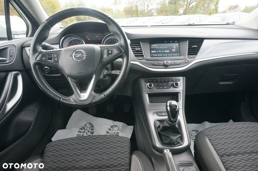 Opel Astra - 11