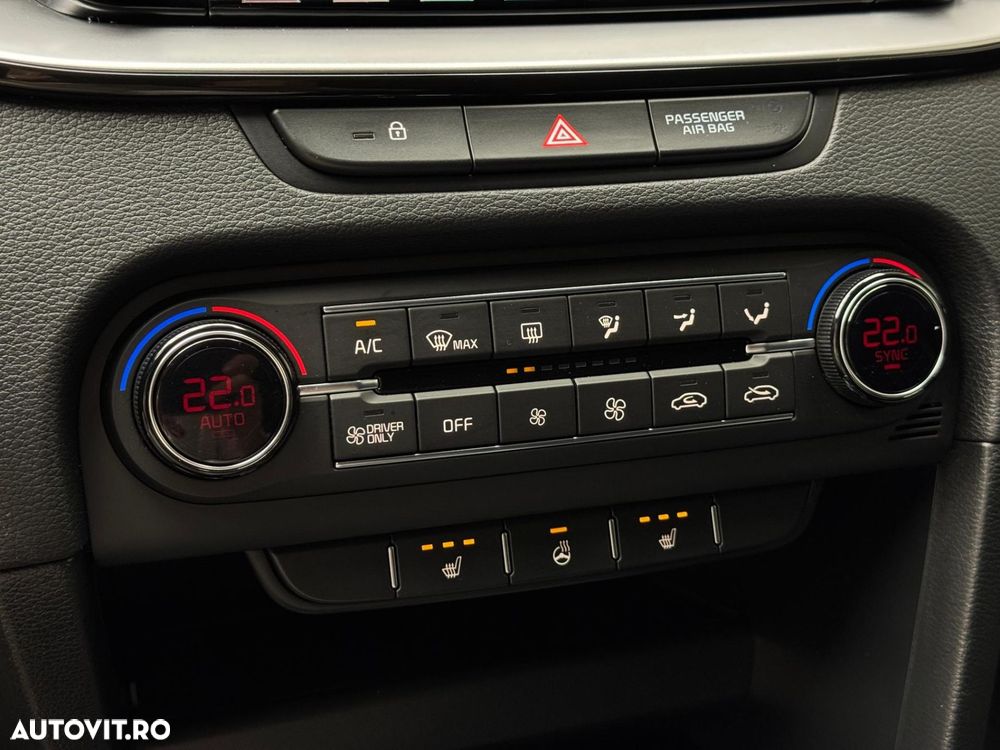 Kia XCeed - 13