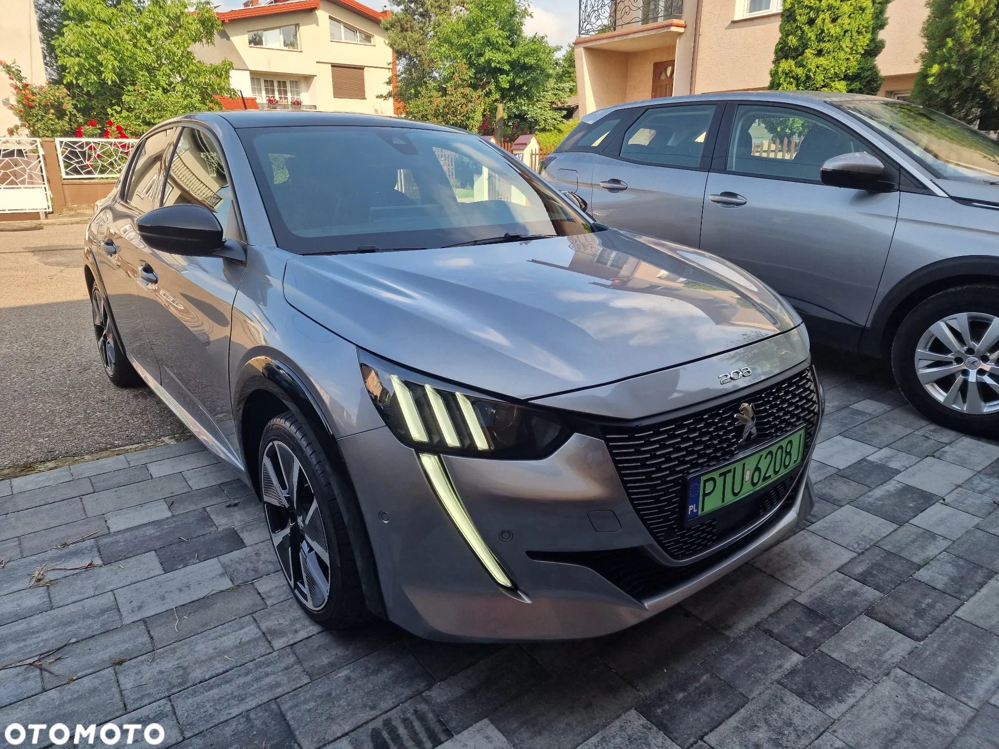 Peugeot 208 e-208 GT - 4