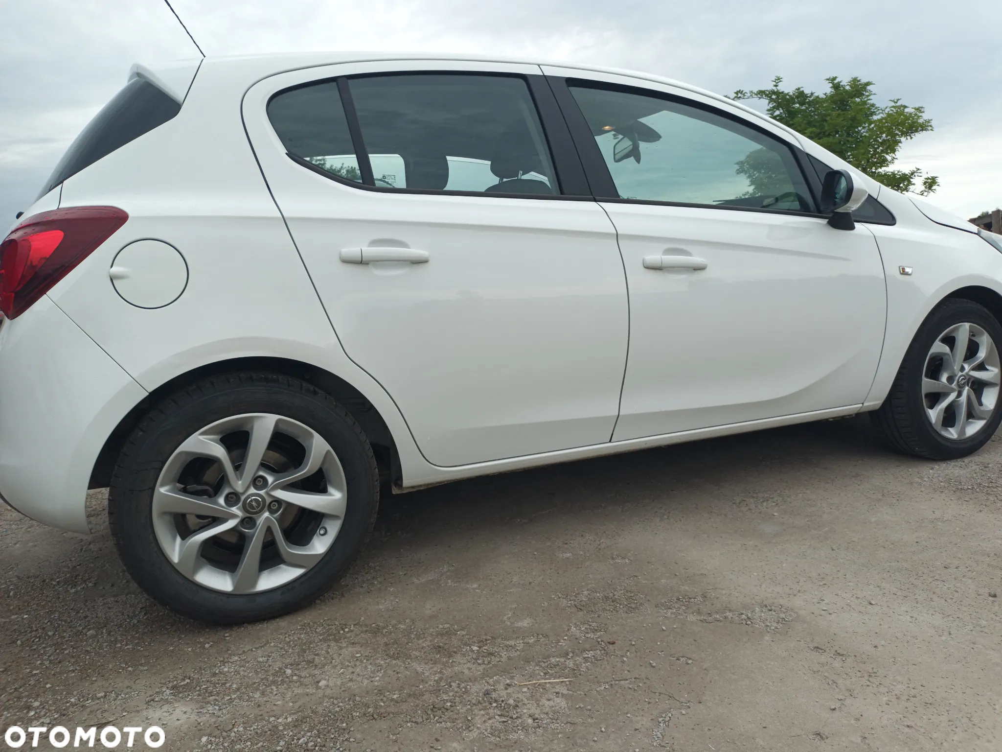 Opel Corsa 1.4 16V Enjoy - 9