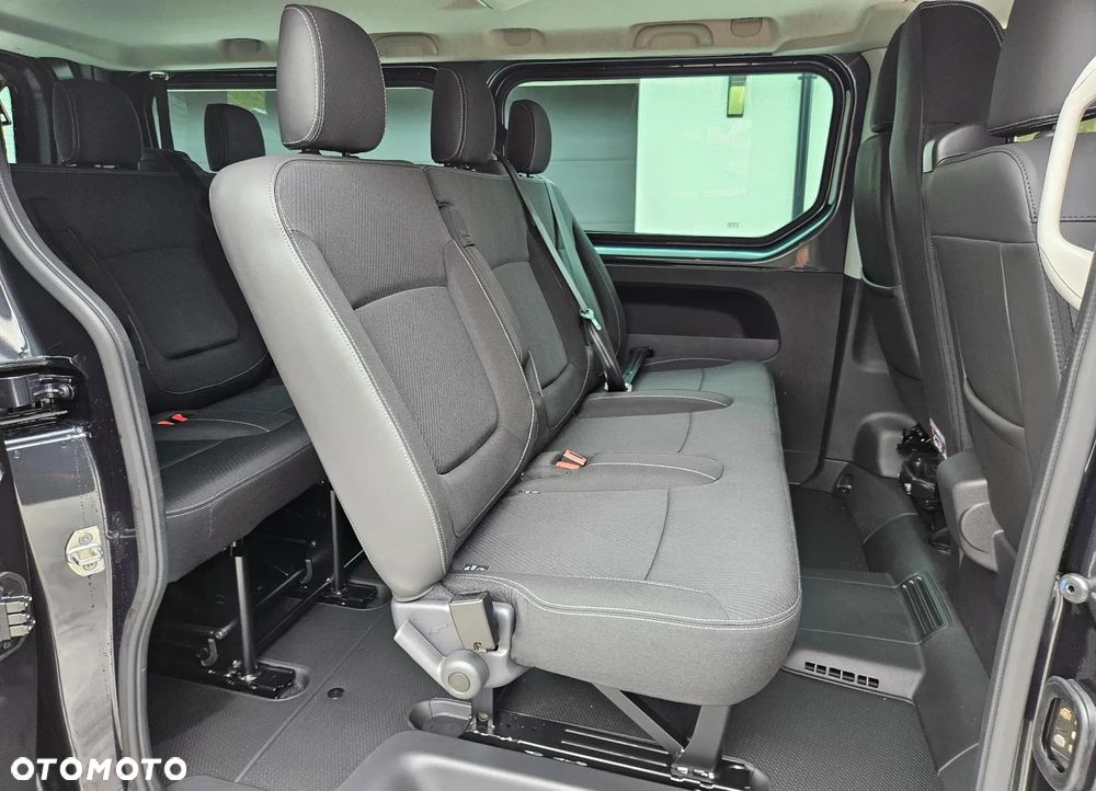 Renault Trafic - 14