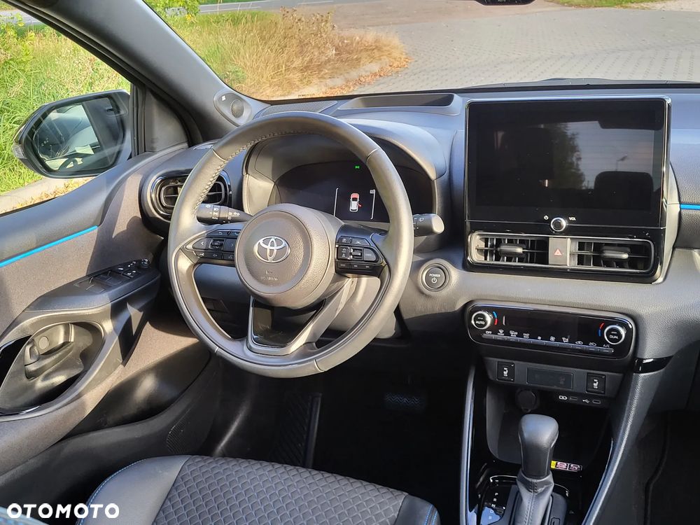 Toyota Yaris Hybrid 1.5 Premiere Edition - 8