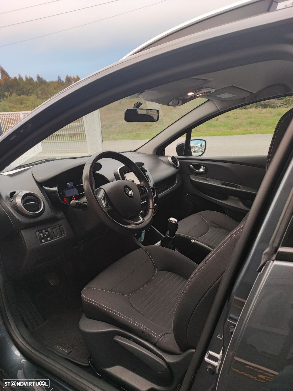 Renault Clio Sport Tourer 1.5 dCi Limited - 9