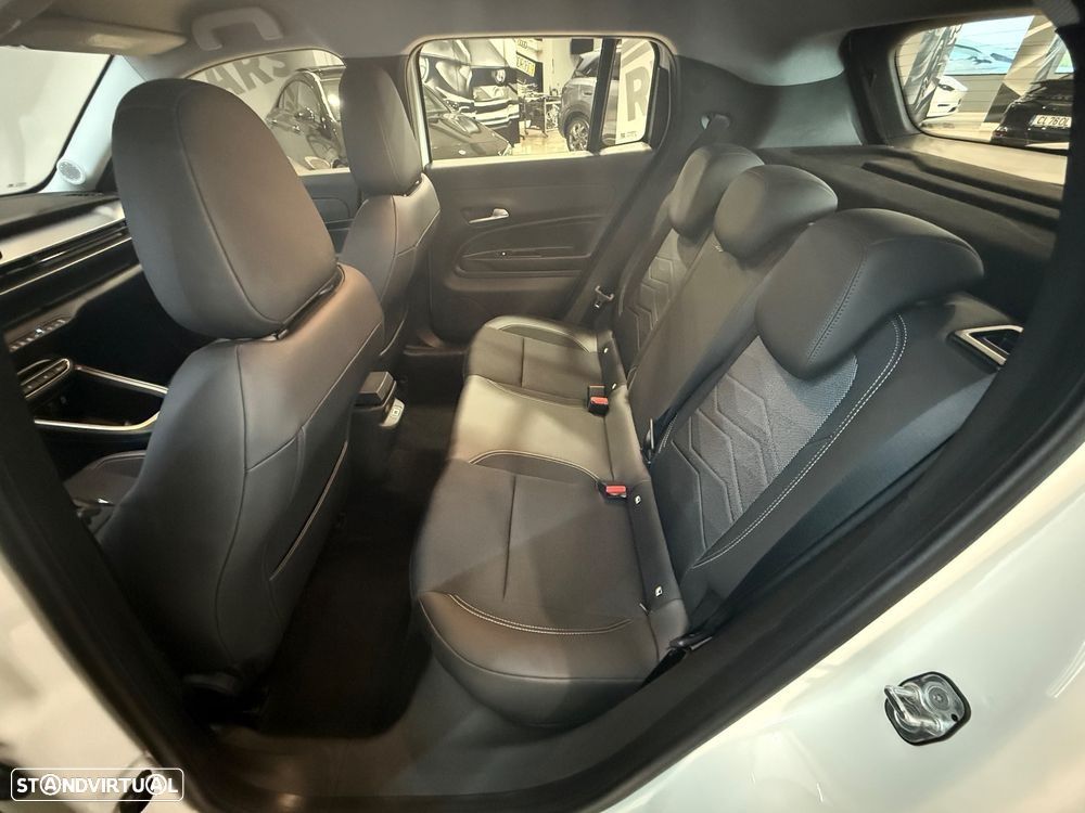 Jeep Avenger 54 kWh Altitude - 11