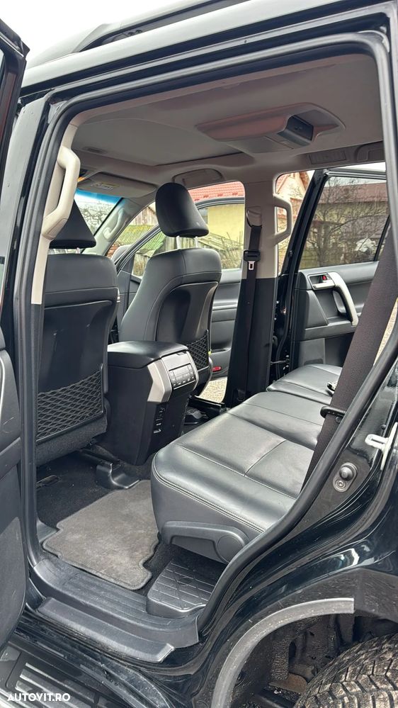 Toyota Land Cruiser 2.8l D-4D 204 CP A/T 7 locuri Luxury AVS - 10