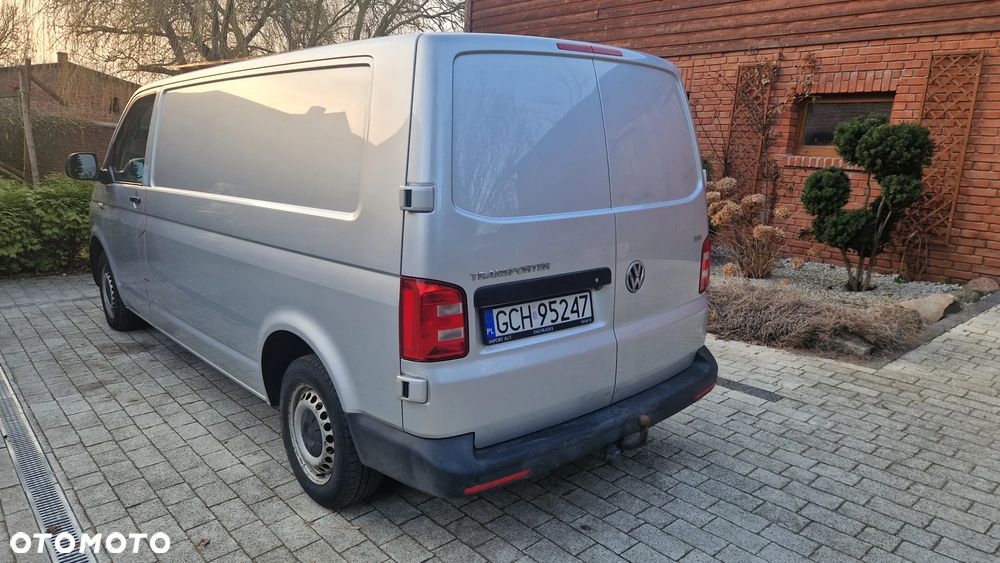 Volkswagen Transporter - 4