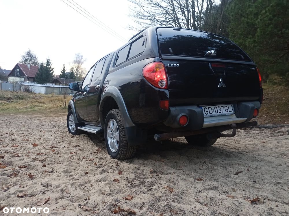 Mitsubishi L200 2.5 DID Instyle - 9