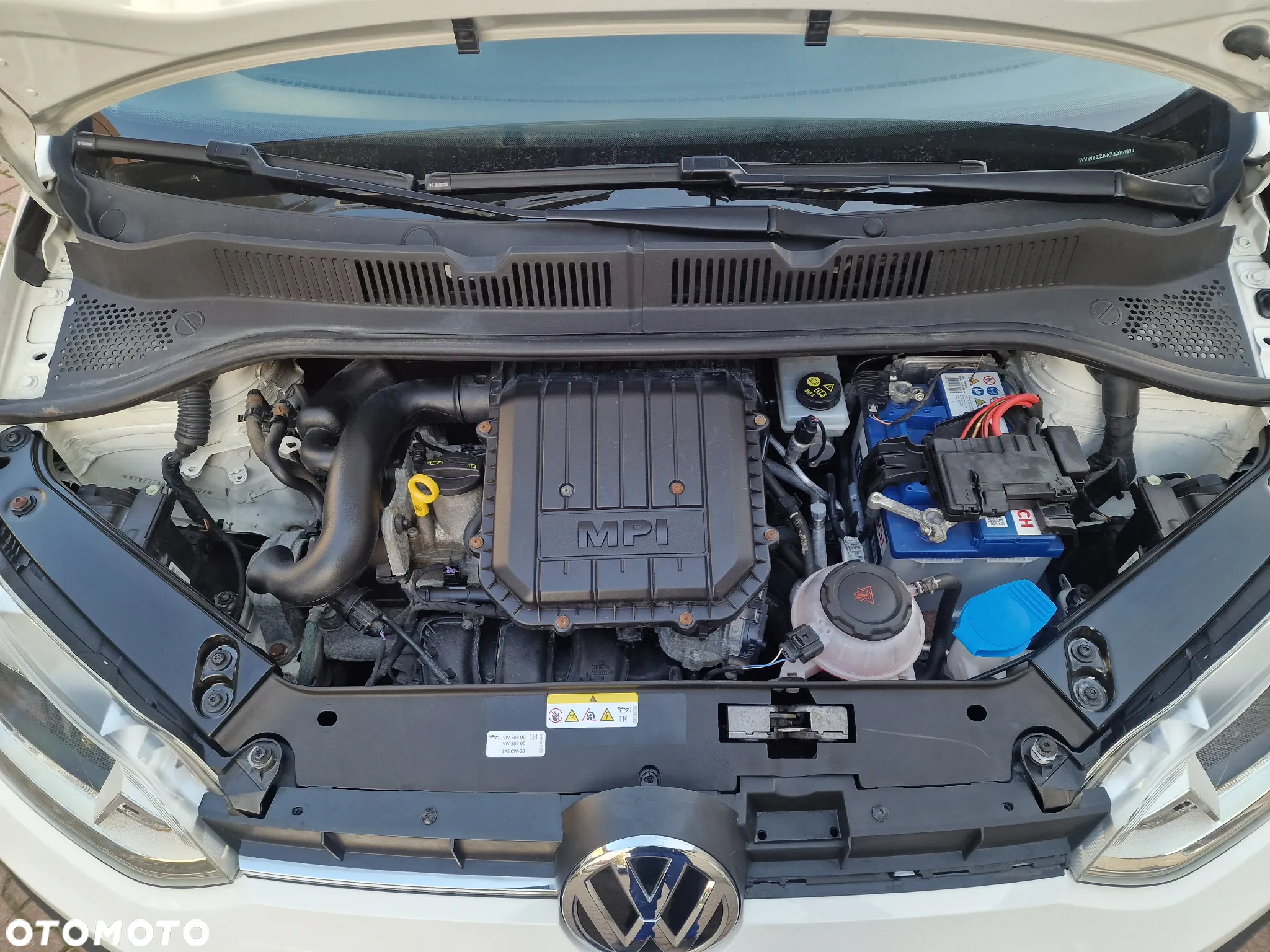 Volkswagen up! (BlueMotion Technology) move - 19
