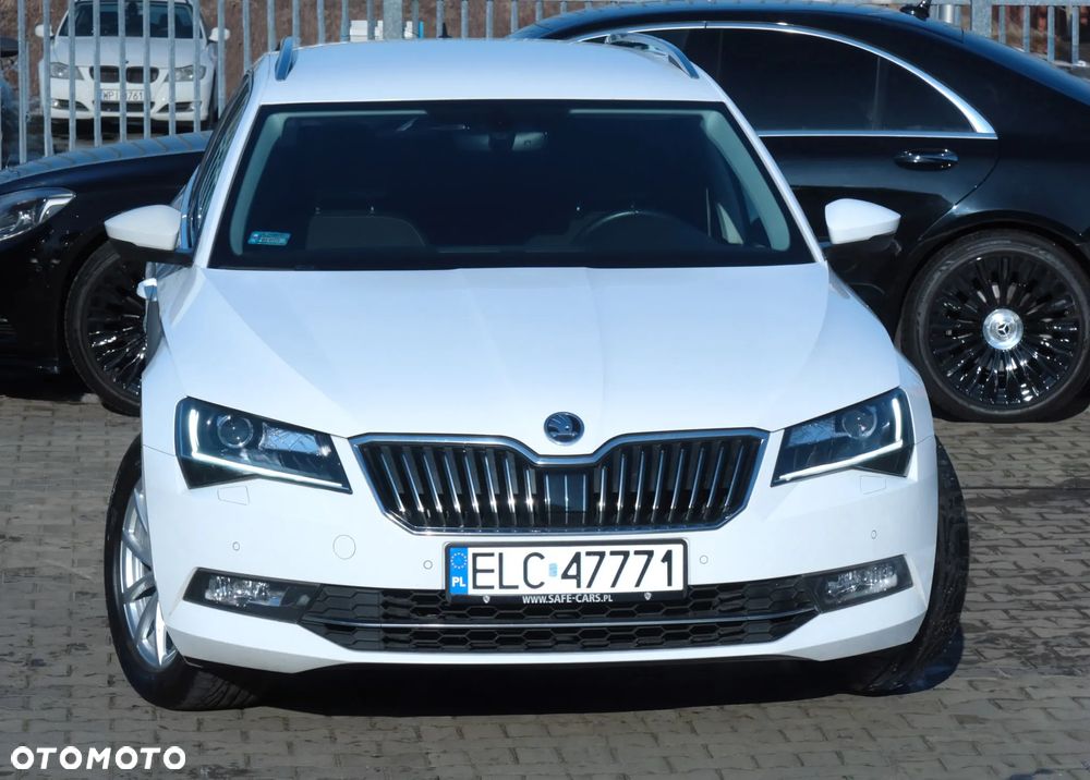 Skoda Superb 2.0 TDI Ambition DSG7 - 39